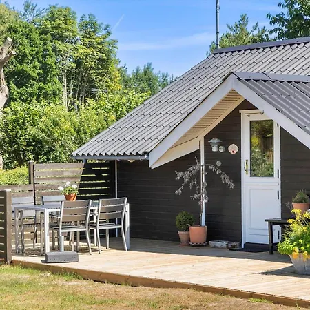 8893-glesborg-villesensvej-6 Fjellerup Strand